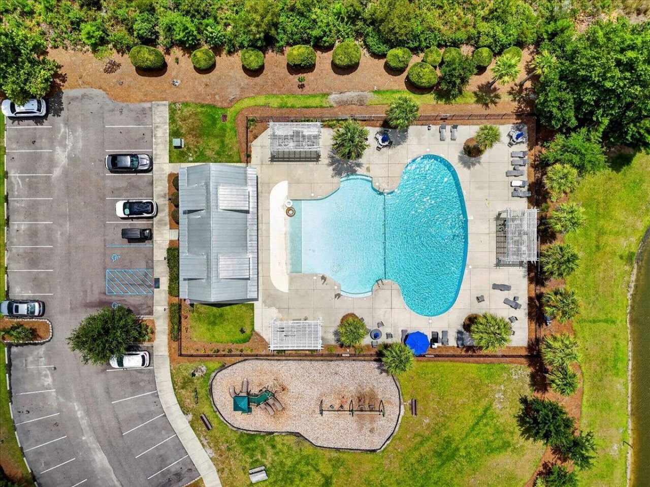 415 Spectrum Road Photo 46
