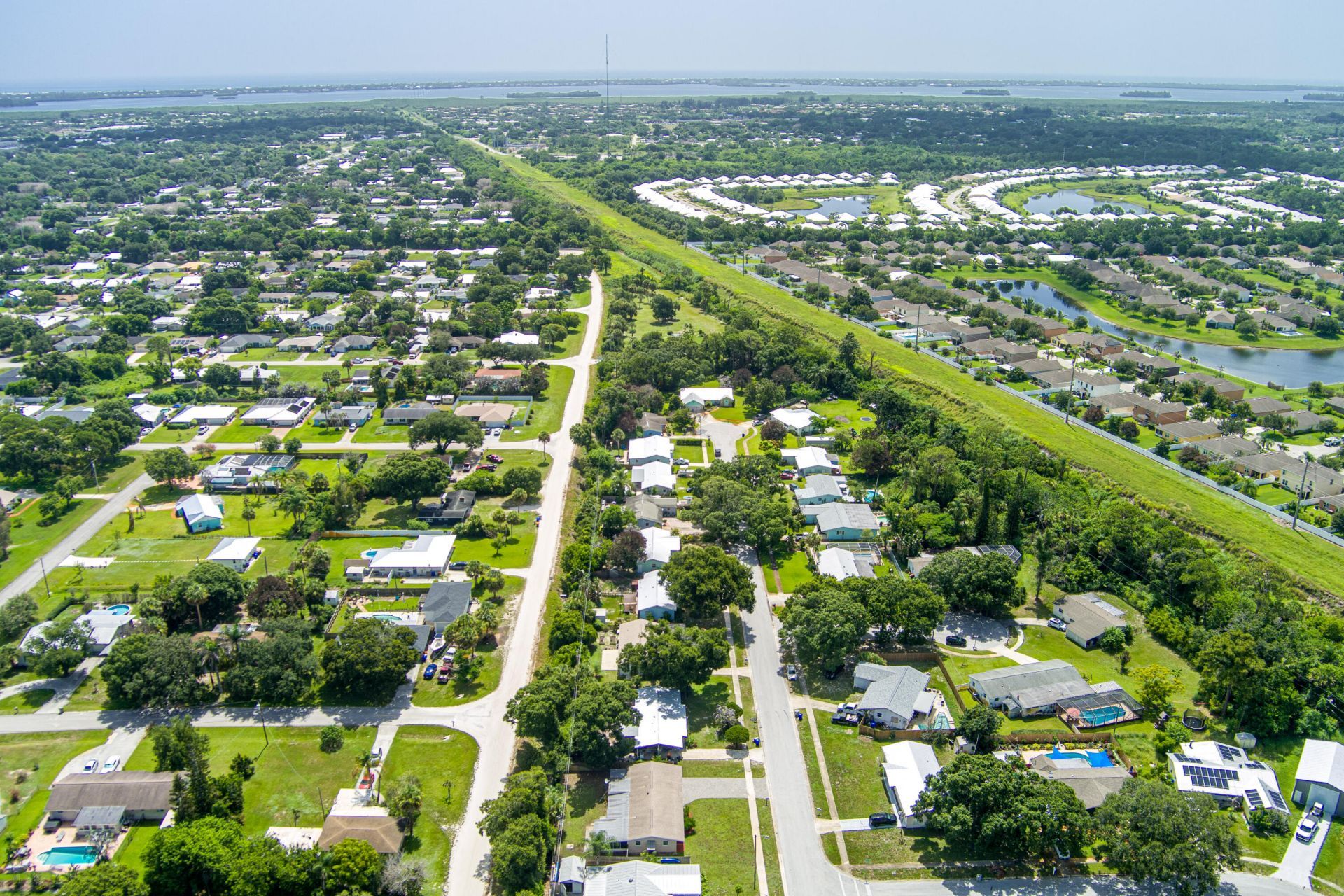 1956 SW 1st Place Sw, Vero Beach, FL 32962 Photo