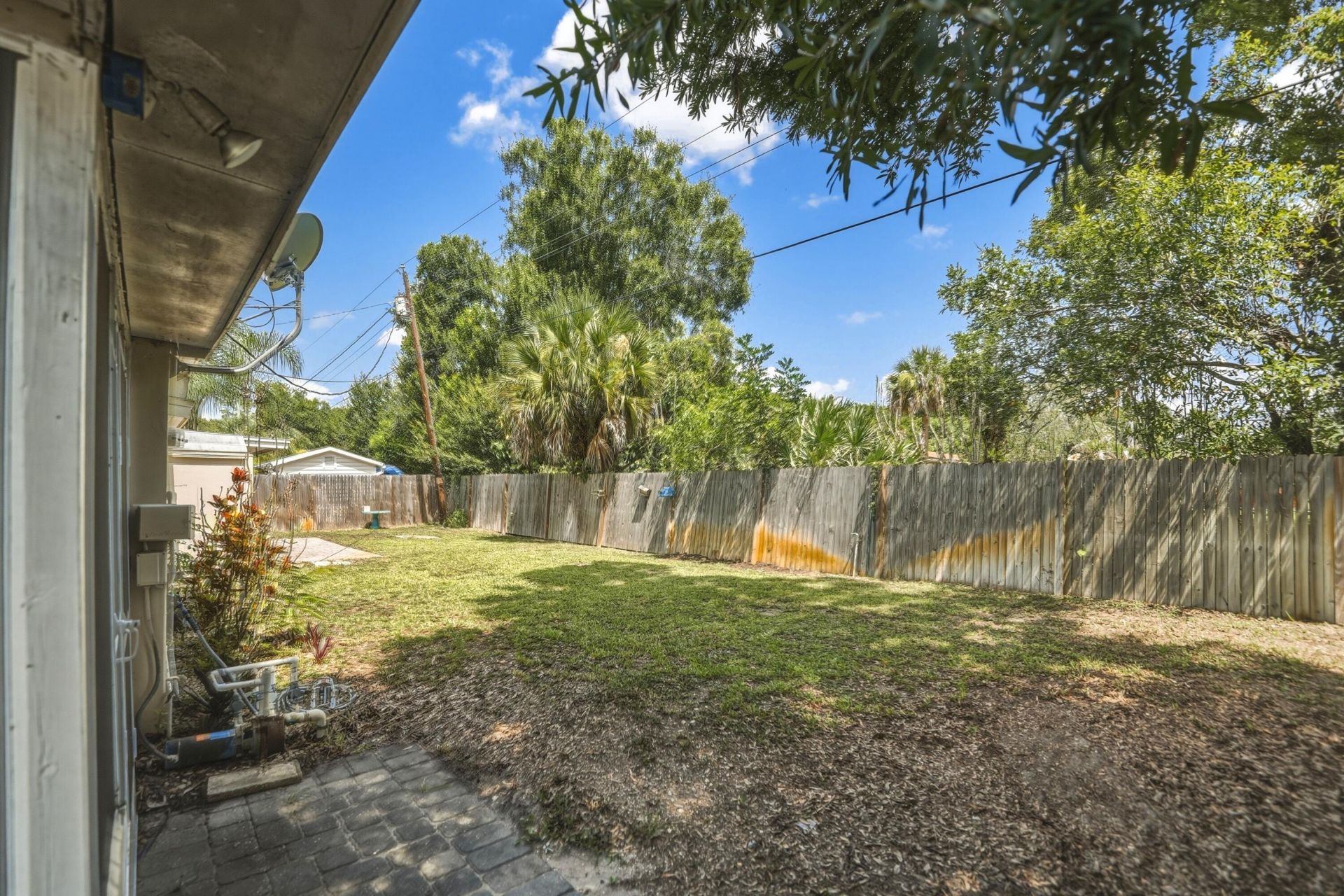 1956 SW 1st Place Sw, Vero Beach, FL 32962 Photo