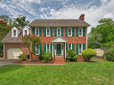 6125 Iris Drive, Raleigh, NC 27612