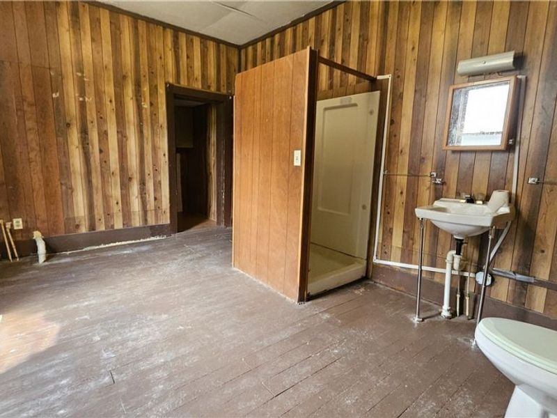 419 Bryant Avenue, Cambridge, OH 43725 Photo 8
