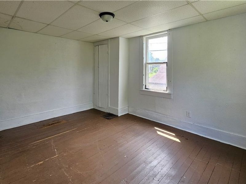 419 Bryant Avenue, Cambridge, OH 43725 Photo 9