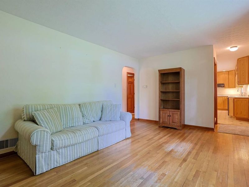 1089 Forest Drive, Dayton, OH 45434 Photo 7