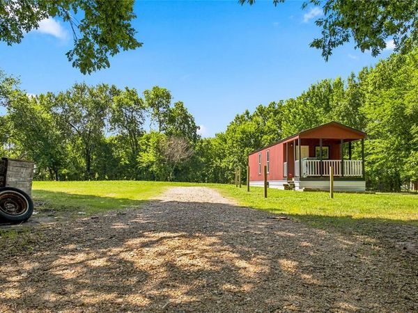 740 E Marshall Avenue , Cooper, TX 75432