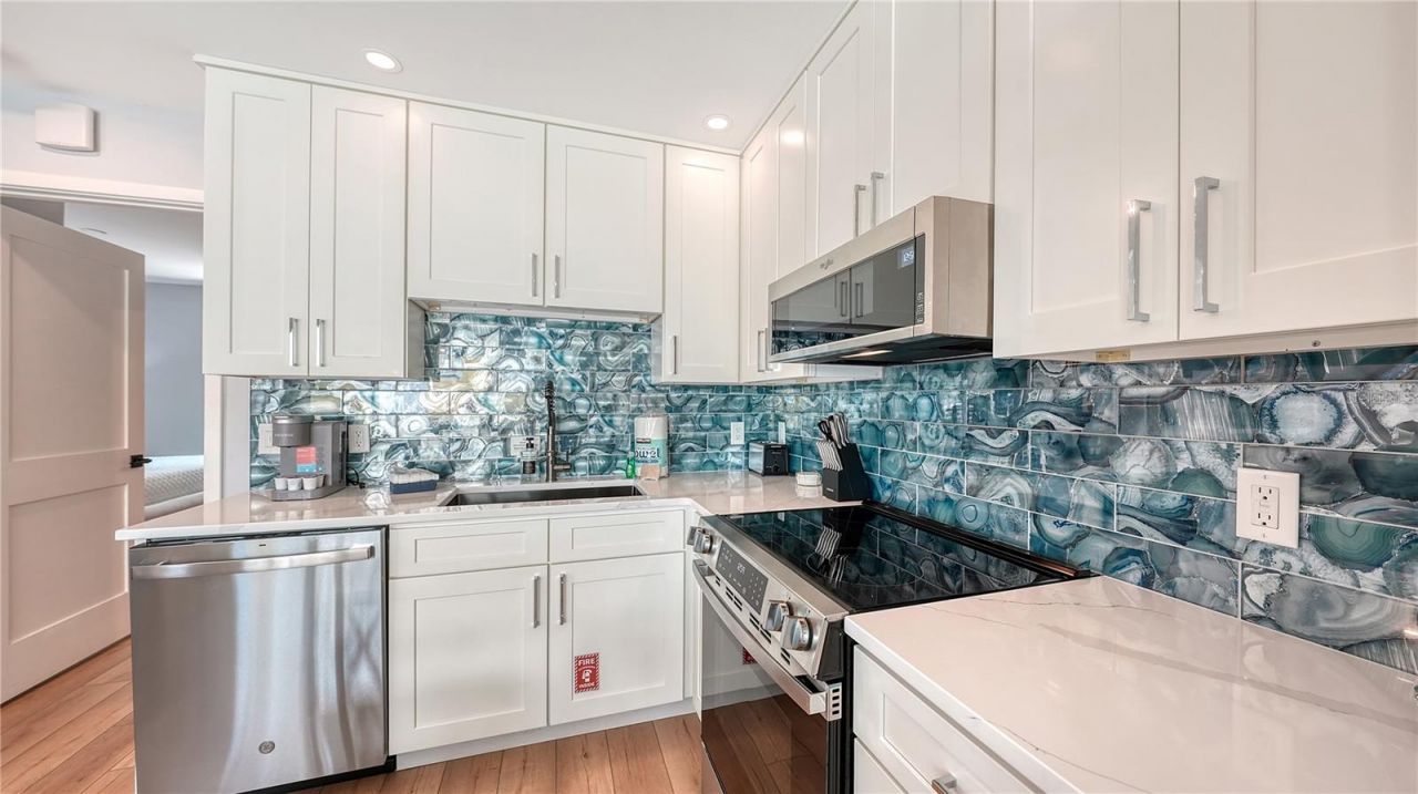 1603 Gulf Drive N, Unit 3, Bradenton Beach, FL 34217 Photo