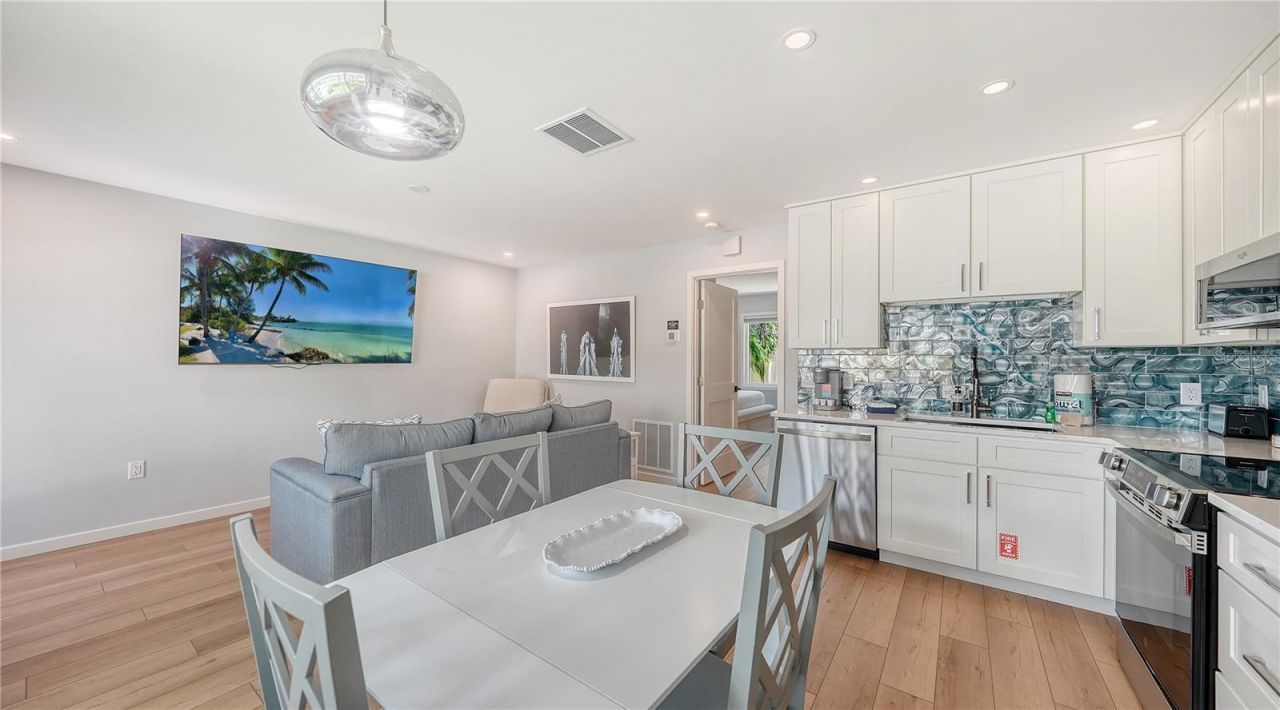 1603 Gulf Drive N, Unit 3, Bradenton Beach, FL 34217 Photo