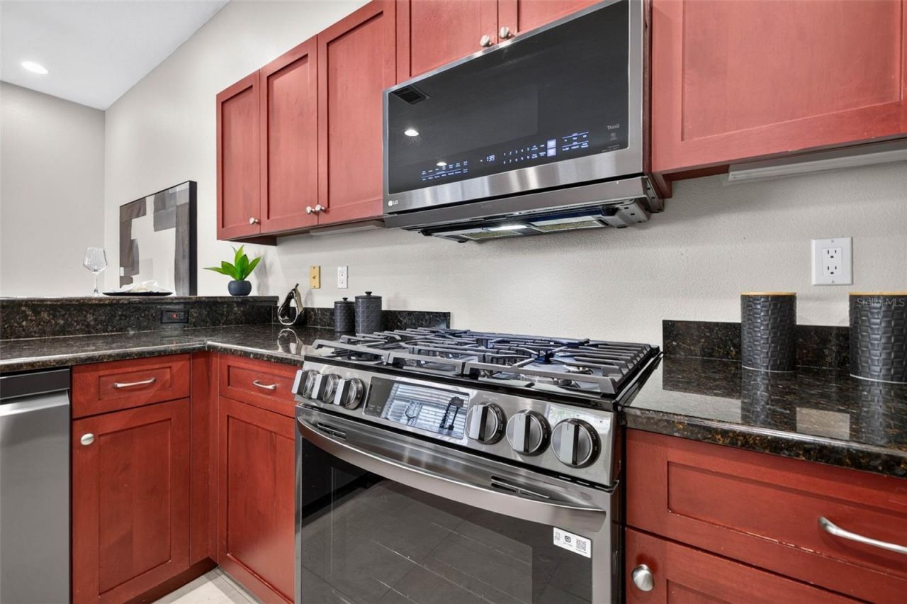 447 13th Avenue N, Saint Petersburg, FL 33701 Photo