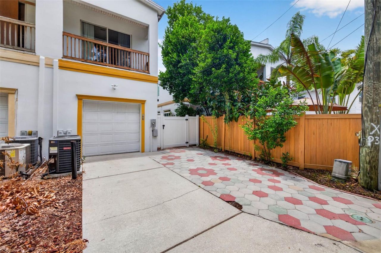 447 13th Avenue N, Saint Petersburg, FL 33701 Photo