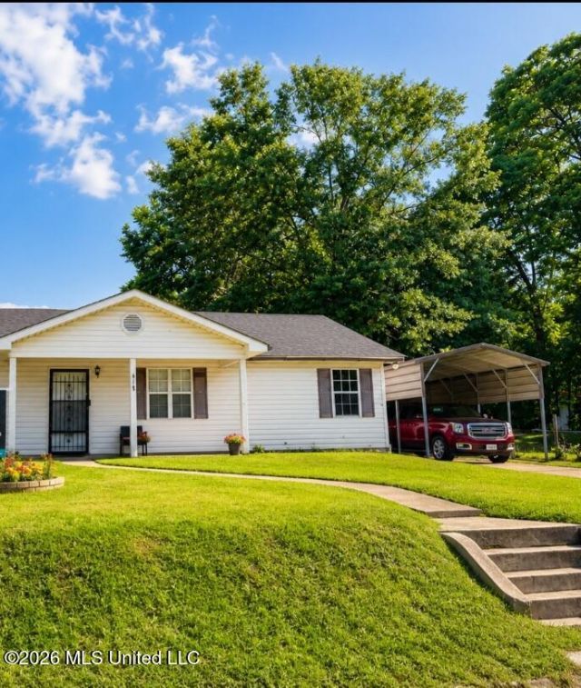618 Campbell Street, Winona, MS 38967 Main Photo
