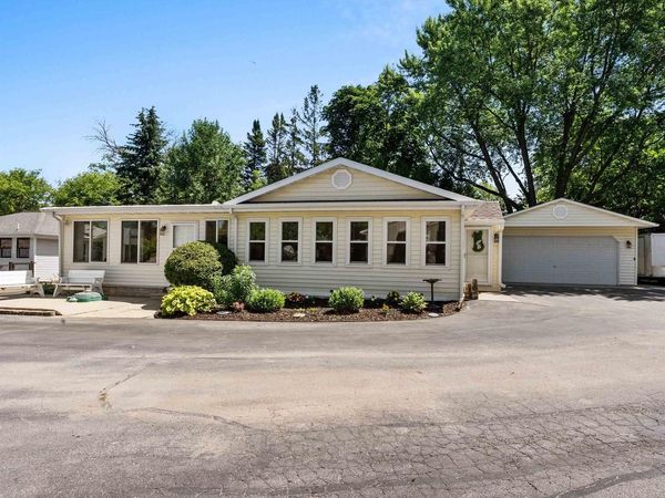 E0112 PAQUE LANE, Luxemburg, WI 54217