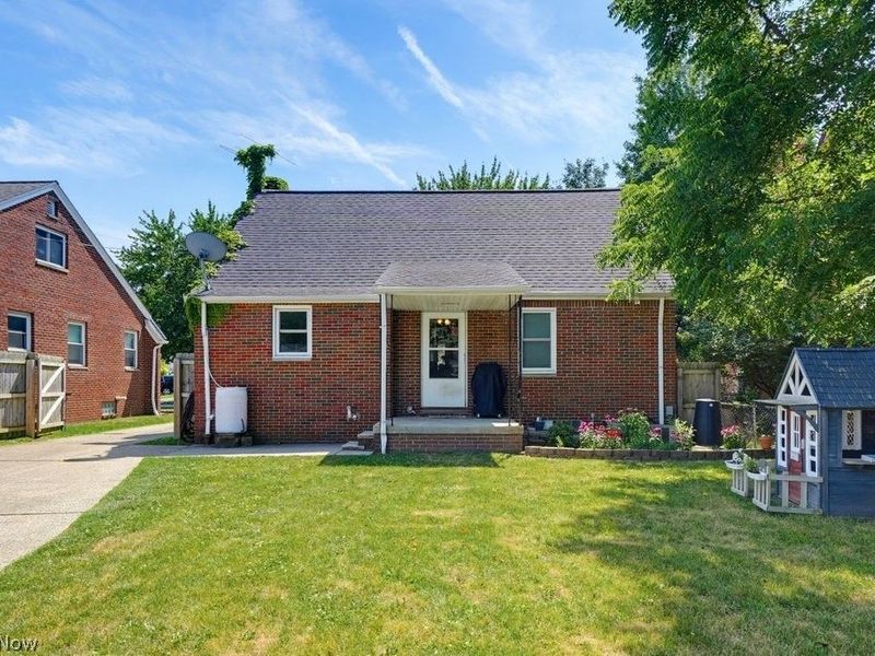 10358 Notabene Drive, Parma Heights, OH 44130 Photo 6