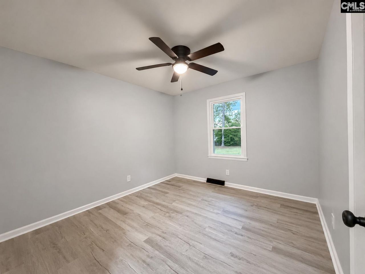 3058 Broughton Street Photo 18
