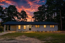 3058 Broughton Street photo 4