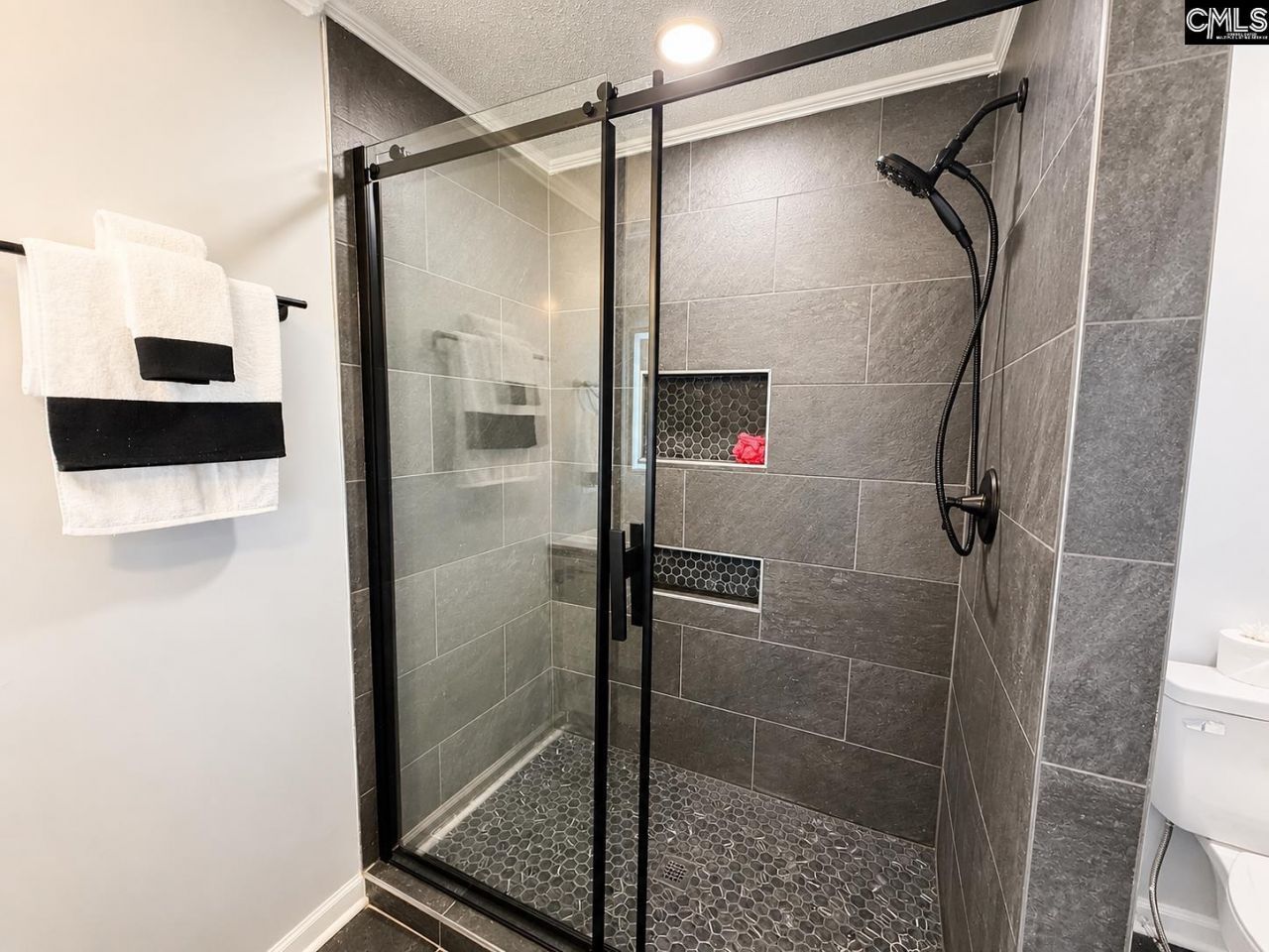 3058 Broughton Street Photo 22