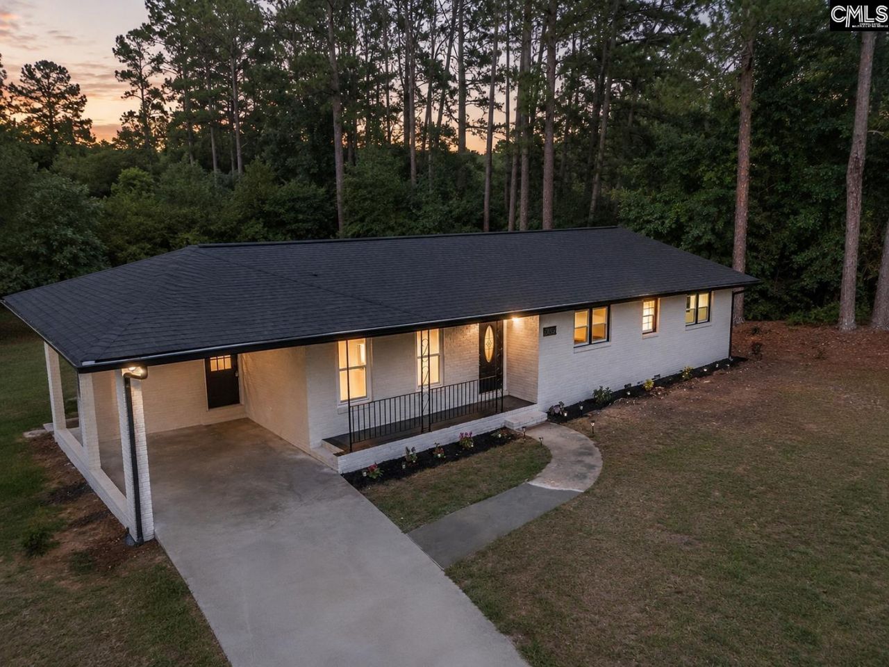 3058 Broughton Street Photo 24