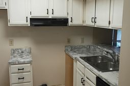 4601 Greenbriar Dr.  photo 4