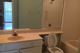 4601 Greenbriar Dr.  photo 4