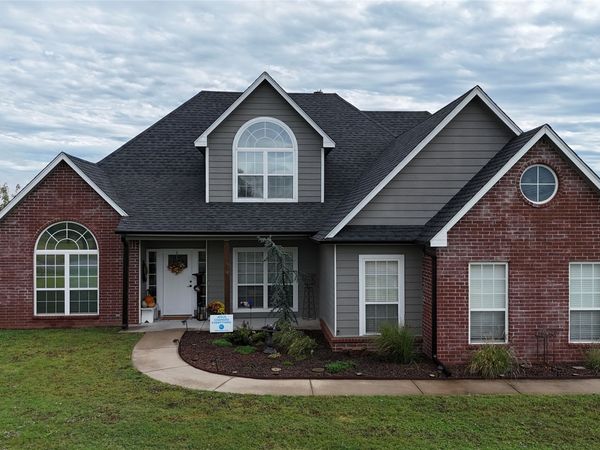 12729 Woodview Court, Oologah, OK 74053