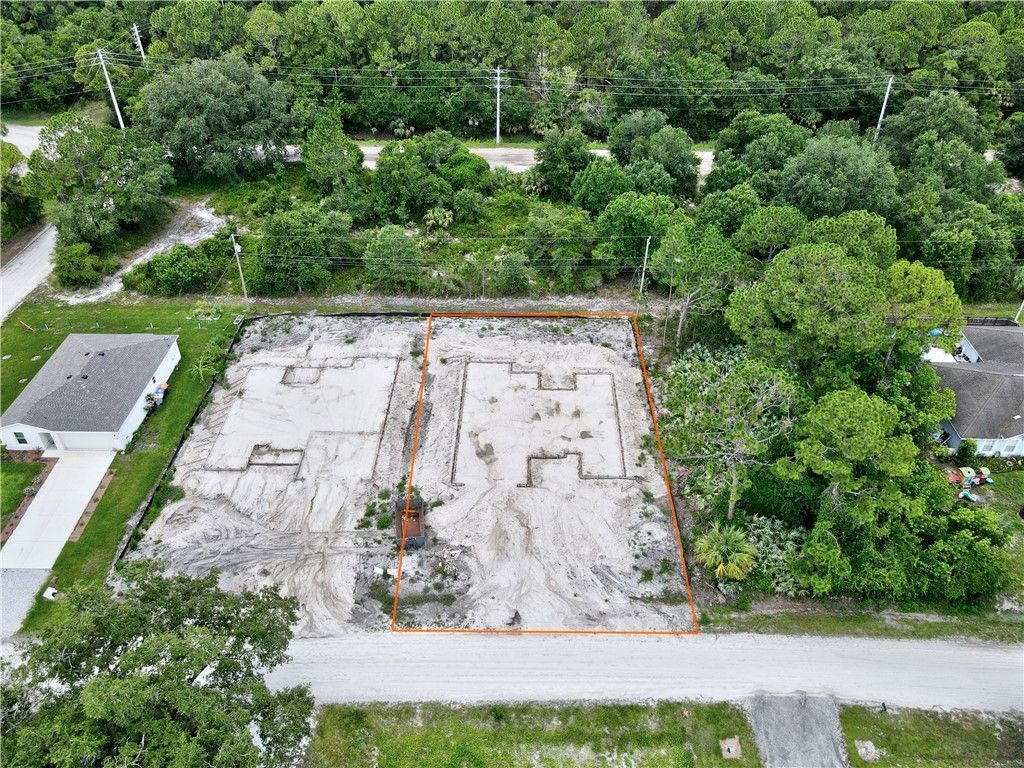 8535 105th Court, Vero Beach, FL 32967 Photo