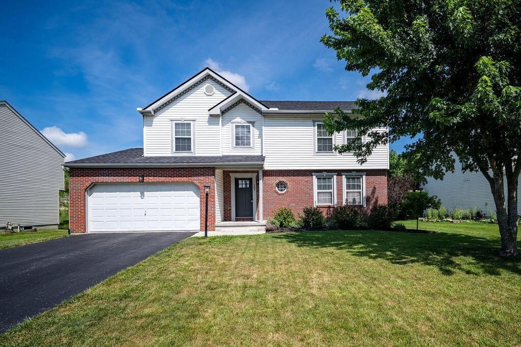 107 Spring Brook Court , Pataskala, OH 43062 Main Photo