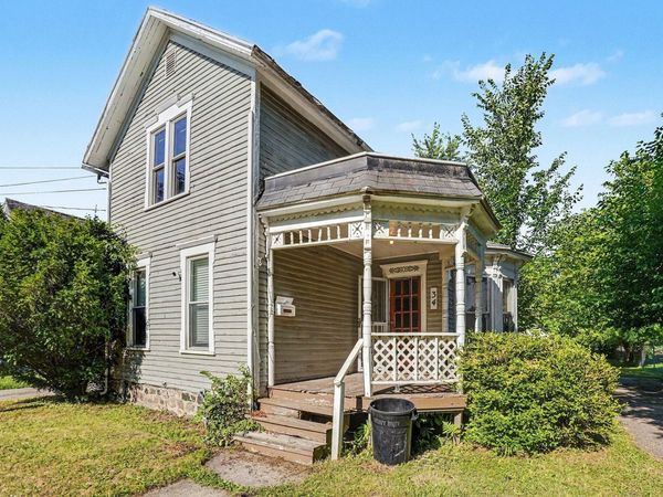34 Poplar Street, Battle Creek, MI 49017