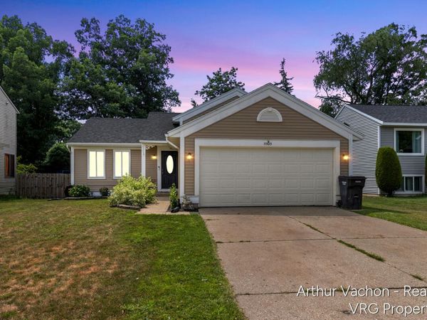 5525 Osborne Avenue SE, Kentwood, MI 49548