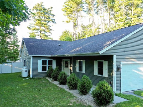 27 Willys Lane, Unit 101, Milton, VT 05468