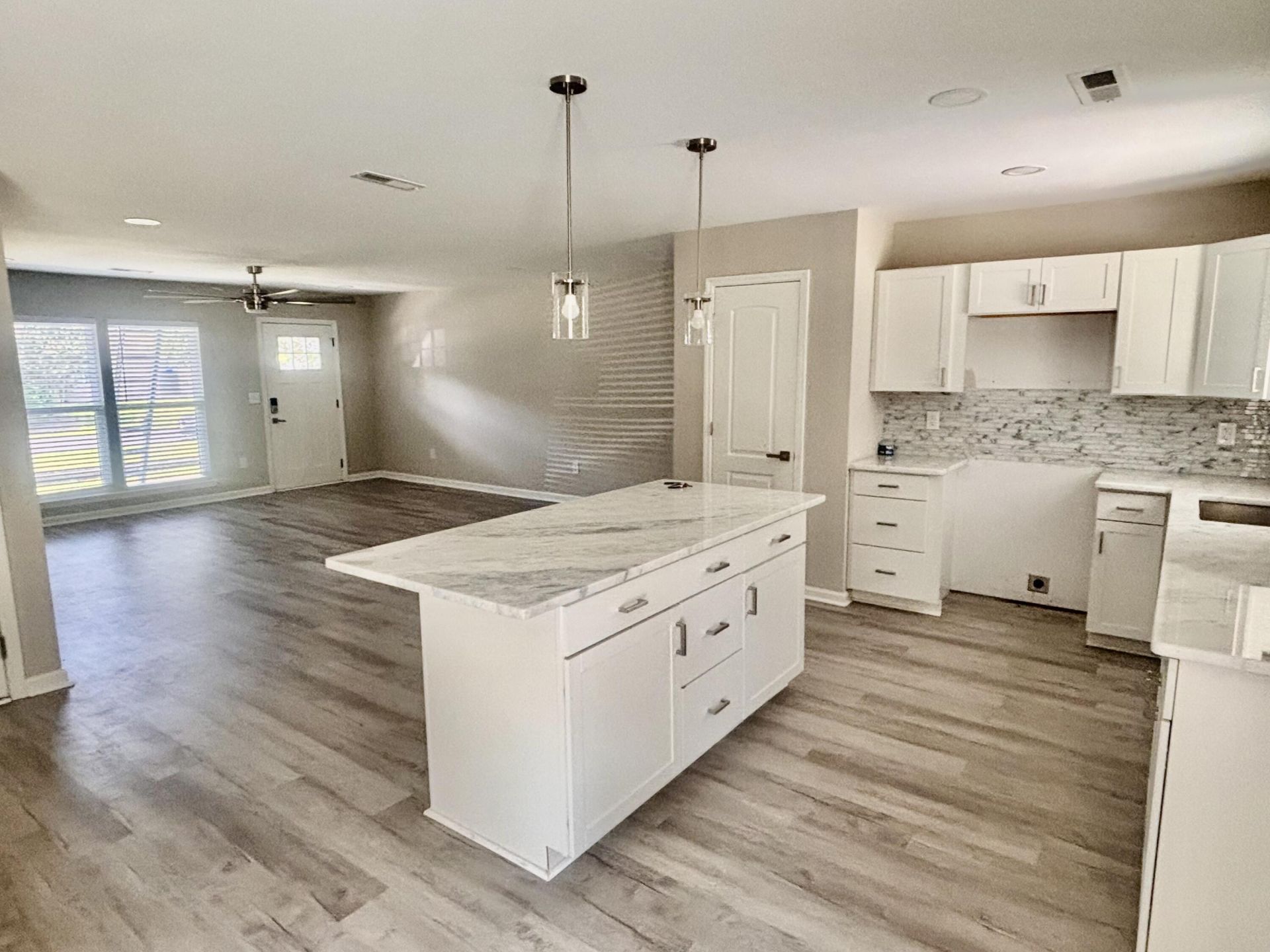 116 Tall Spruce Drive Photo 5