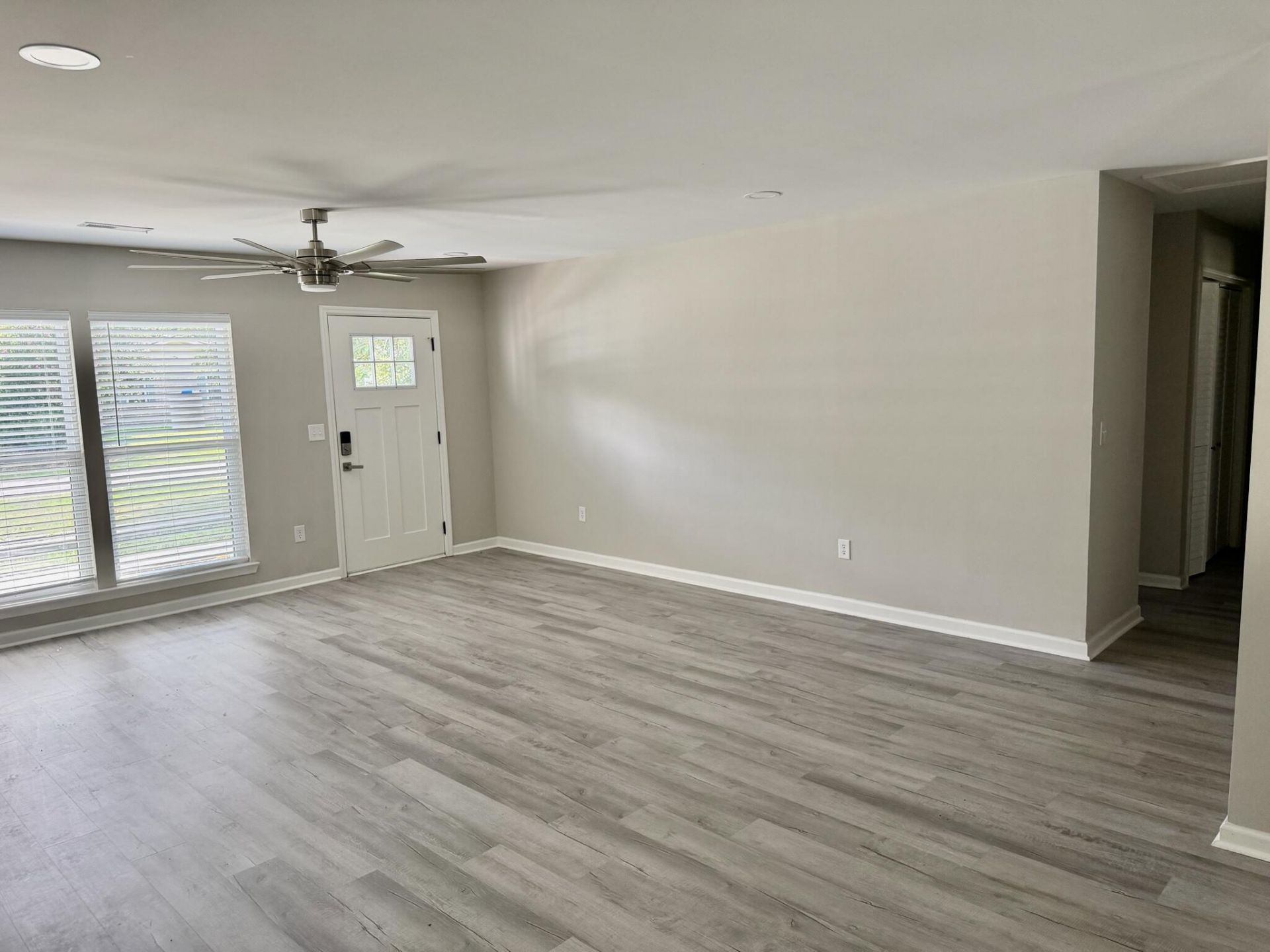 116 Tall Spruce Drive Photo 9