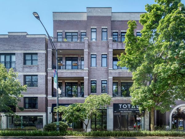 2211 W ROSCOE Street , Unit 4W, Chicago, IL 60618