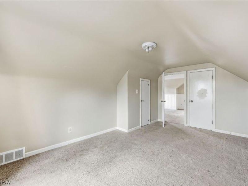 107 Renee Drive, Struthers, OH 44471 Photo 19
