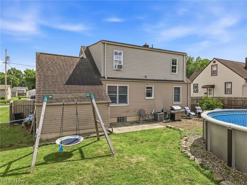 107 Renee Drive, Struthers, OH 44471 Photo 36