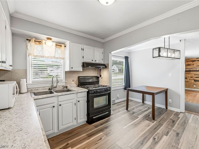 107 Renee Drive, Struthers, OH 44471 Photo 6