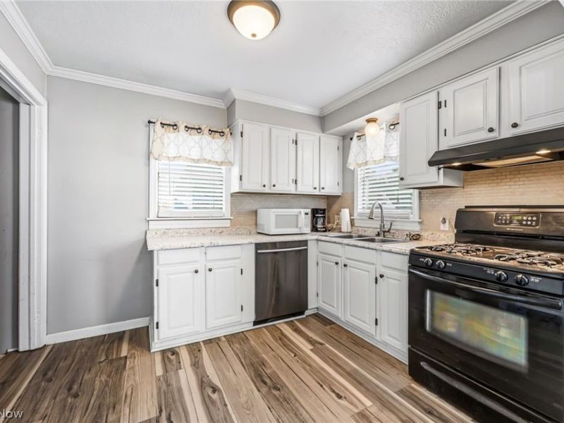 107 Renee Drive, Struthers, OH 44471 Photo 7