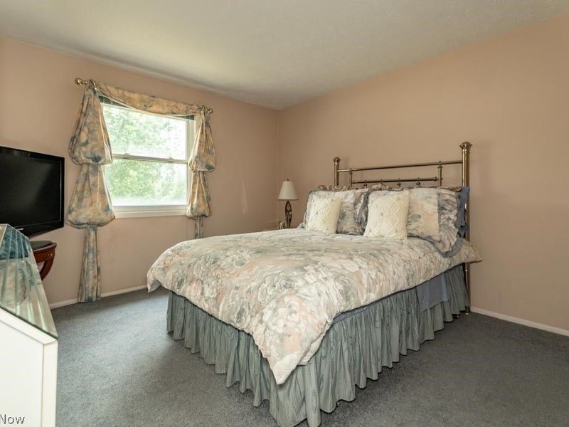 23921 Harms Road, Richmond Heights, OH 44143 Photo 29