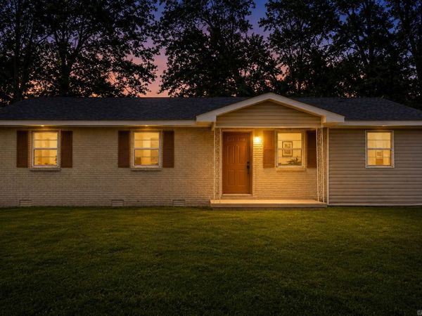 10 Parkridge Drive, North Little Rock, AR 72120