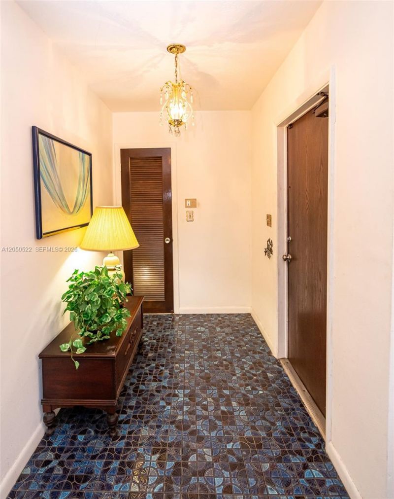 8721 NW 18th St, Pembroke Pines, FL 33024 Photo