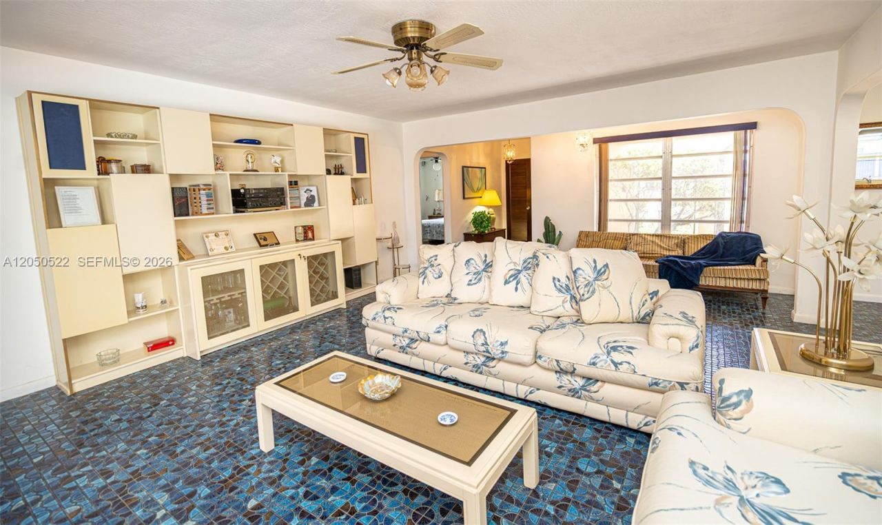 8721 NW 18th St, Pembroke Pines, FL 33024 Photo