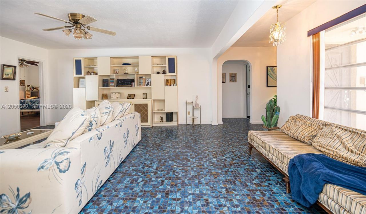 8721 NW 18th St, Pembroke Pines, FL 33024 Photo