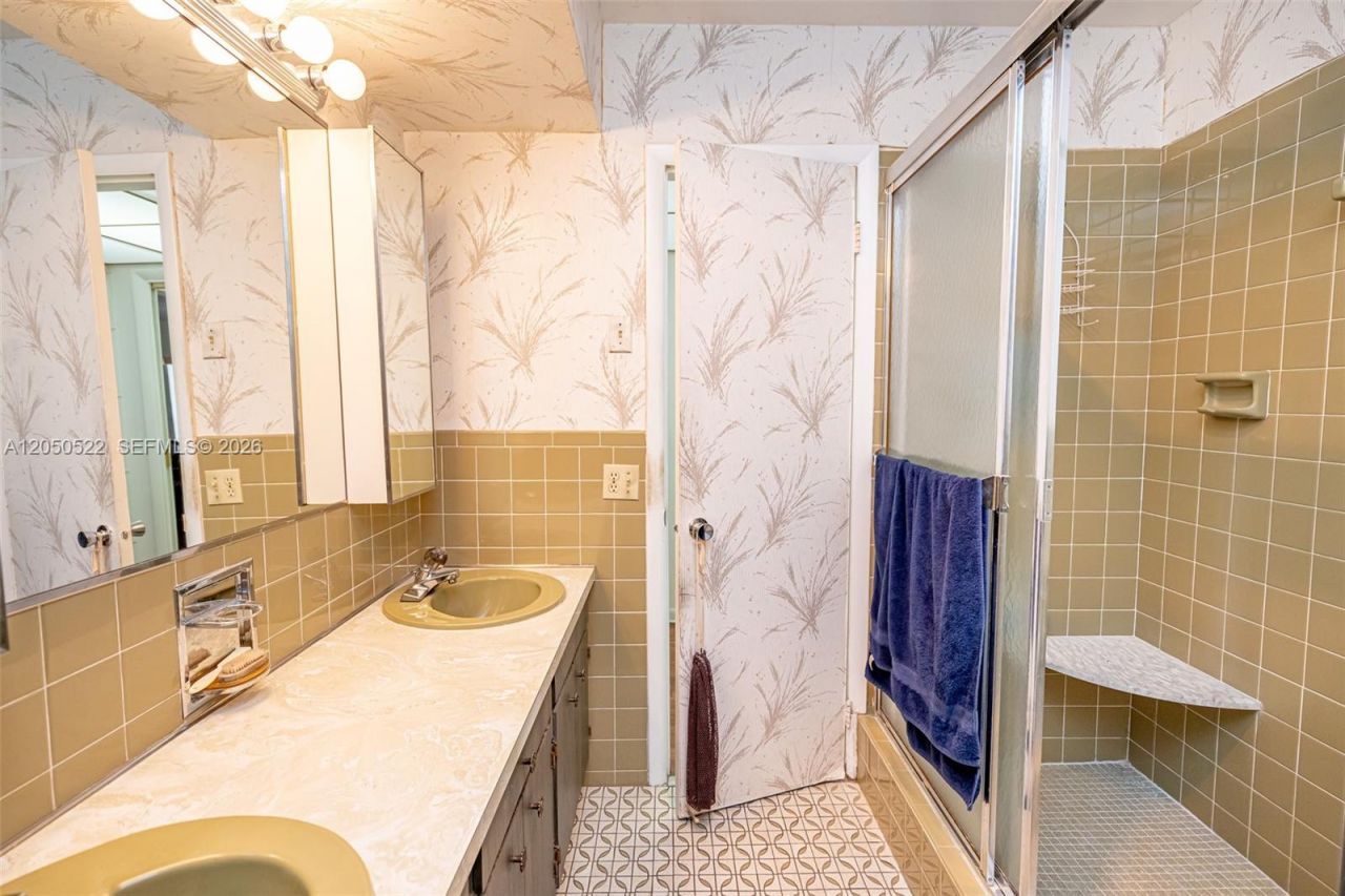 8721 NW 18th St, Pembroke Pines, FL 33024 Photo