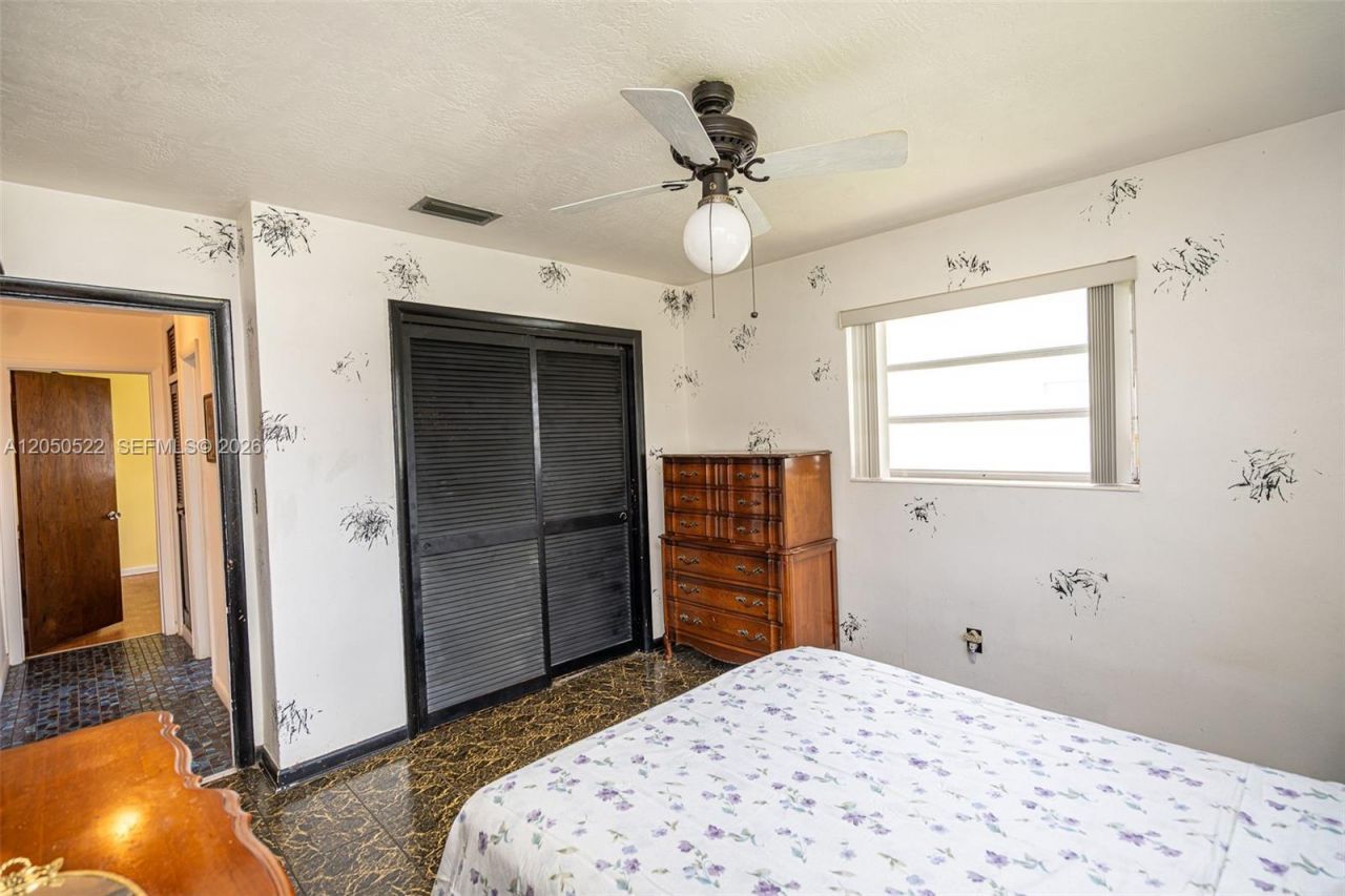 8721 NW 18th St, Pembroke Pines, FL 33024 Photo
