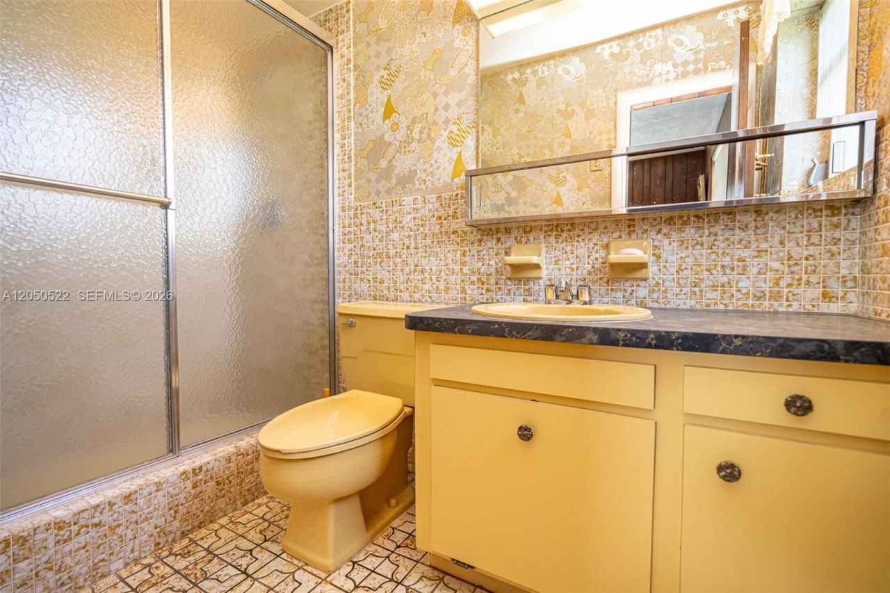 8721 NW 18th St, Pembroke Pines, FL 33024 Photo