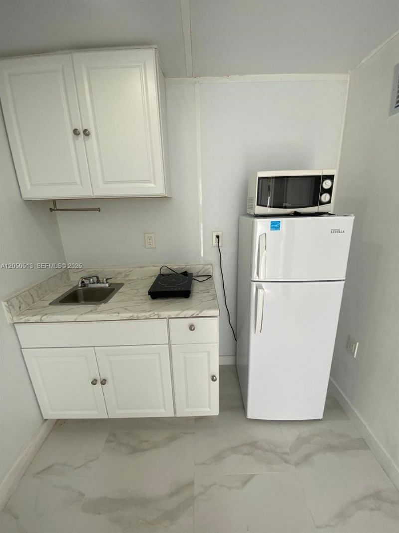 3501 NW 182nd St , Unit 1, Miami Gardens, FL 33056 Photo