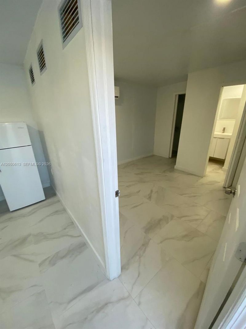 3501 NW 182nd St , Unit 1, Miami Gardens, FL 33056 Photo