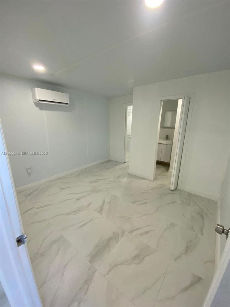 3501 NW 182nd St , Unit 1, Miami Gardens, FL 33056 Photo