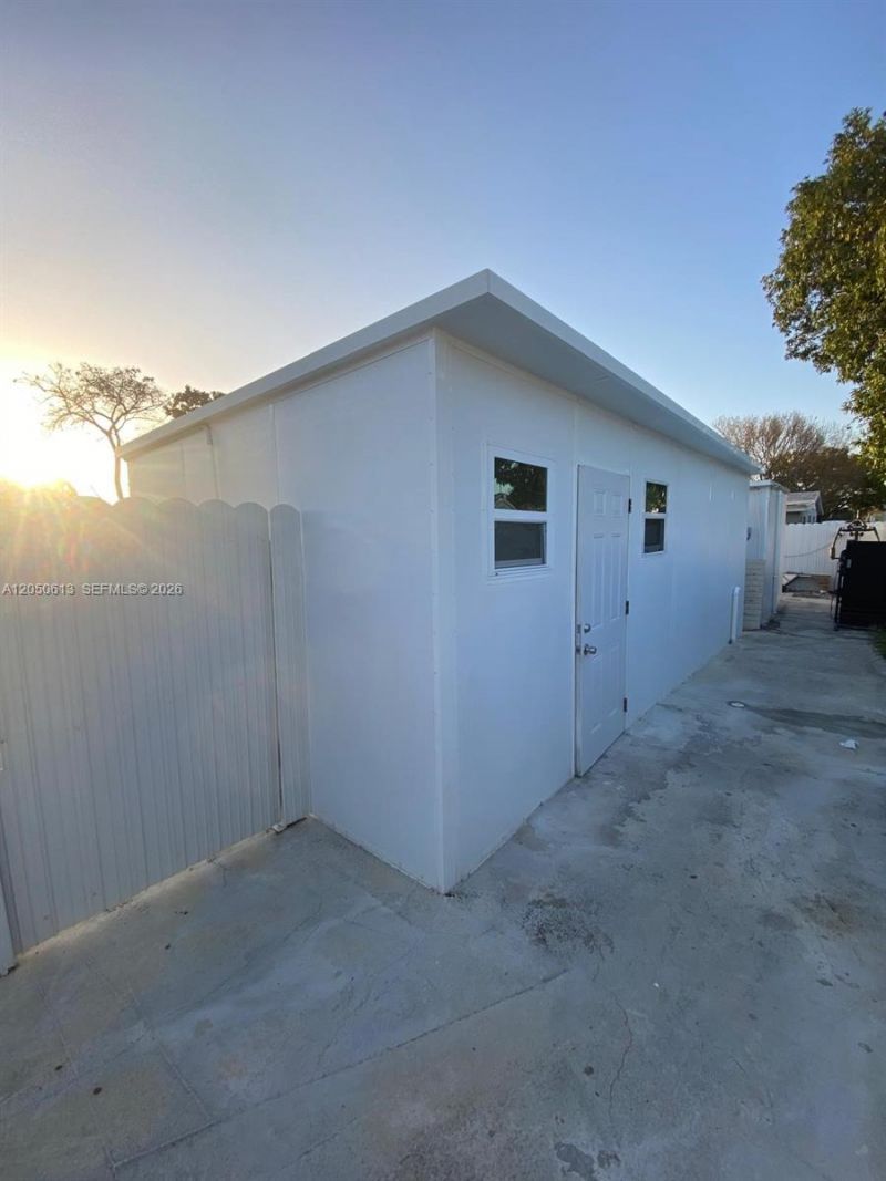 3501 NW 182nd St , Unit 1, Miami Gardens, FL 33056 Photo
