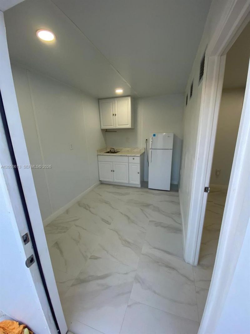 3501 NW 182nd St , Unit 1, Miami Gardens, FL 33056 Photo