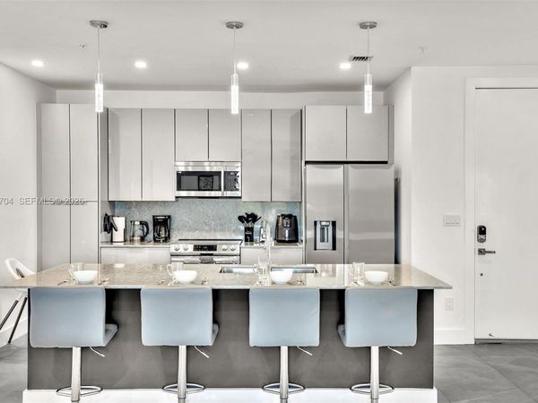 2100 Miami Rd , Unit 303, Fort Lauderdale, FL 33316