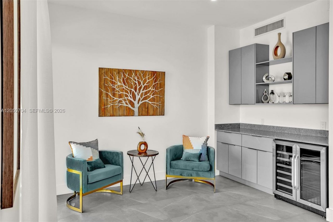 2100 Miami Rd , Unit 303, Fort Lauderdale, FL 33316 Photo