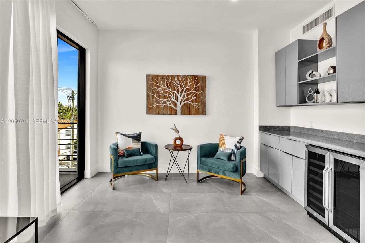 2100 Miami Rd , Unit 303, Fort Lauderdale, FL 33316 Photo